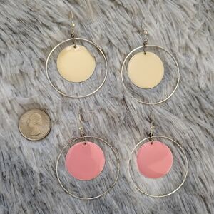 *FREE w/ Bundle* Set of 2 Avon 2009 Pastel Pink & Cream Hoop Earrings